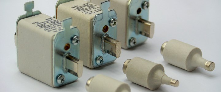 instalação de fusíveis